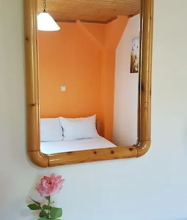 Apartment Karydia 4 Pers *
